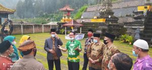 Kunjungan Pengurus FKUB Kab. Pasuruan ke tokoh 6 Agama dan ke rumah ibadat dalam rangka peningkatan kerukunan antar umat beragama